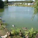Hotel Des Etangs Roussent