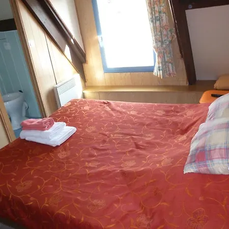 Des Etangs Hotel Roussent