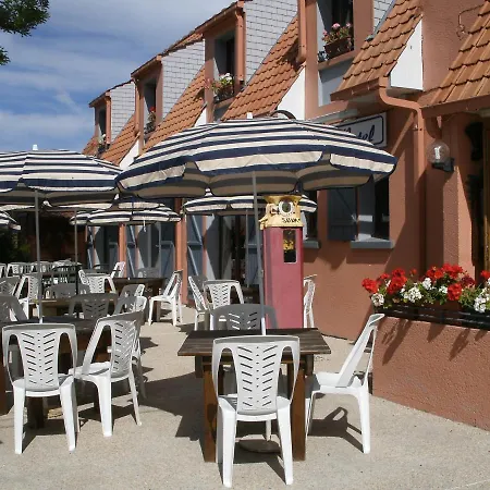 Des Etangs Hotel *