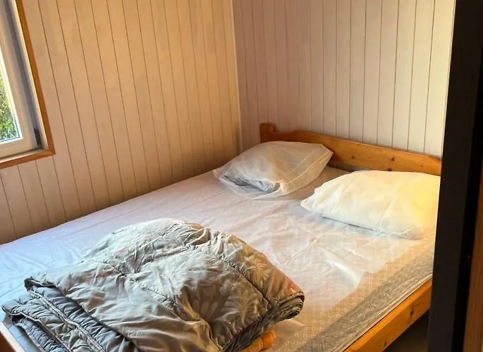 Des Etangs Hotel Roussent